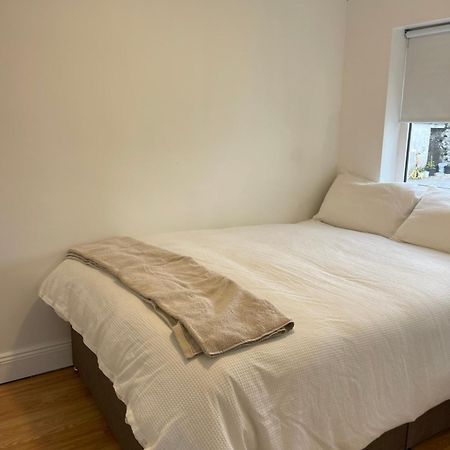 Peacock Farms Estate Apartment คอร์ก ภายนอก รูปภาพ